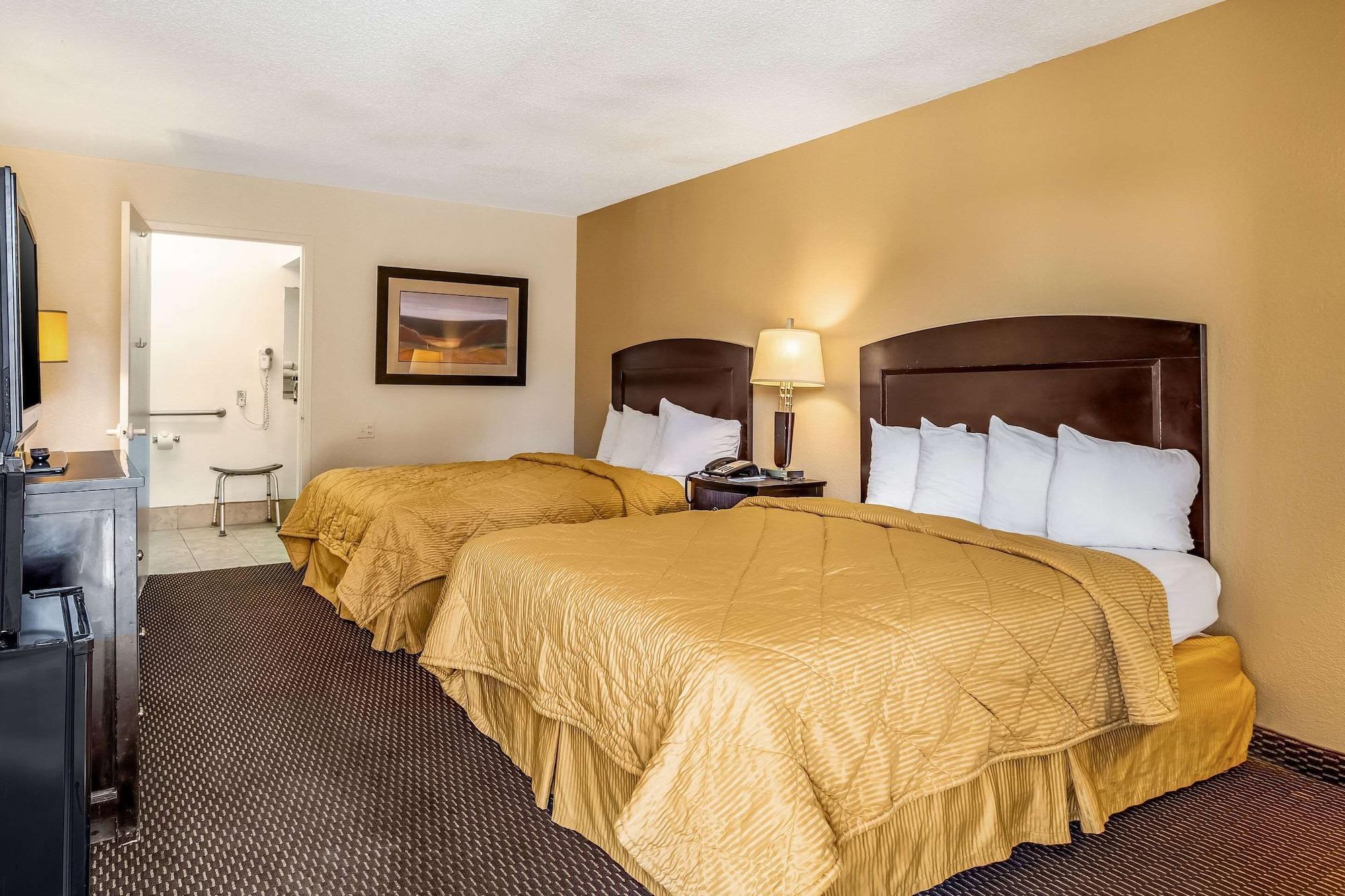 Mesilla Valley Days Inn & Suites Las Cruces Exterior photo